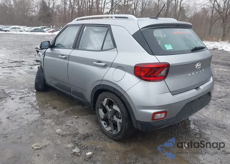 2024 Hyundai Venue Sel z USA, uszkodzony, nr VIN KMHRC8A32RU307127